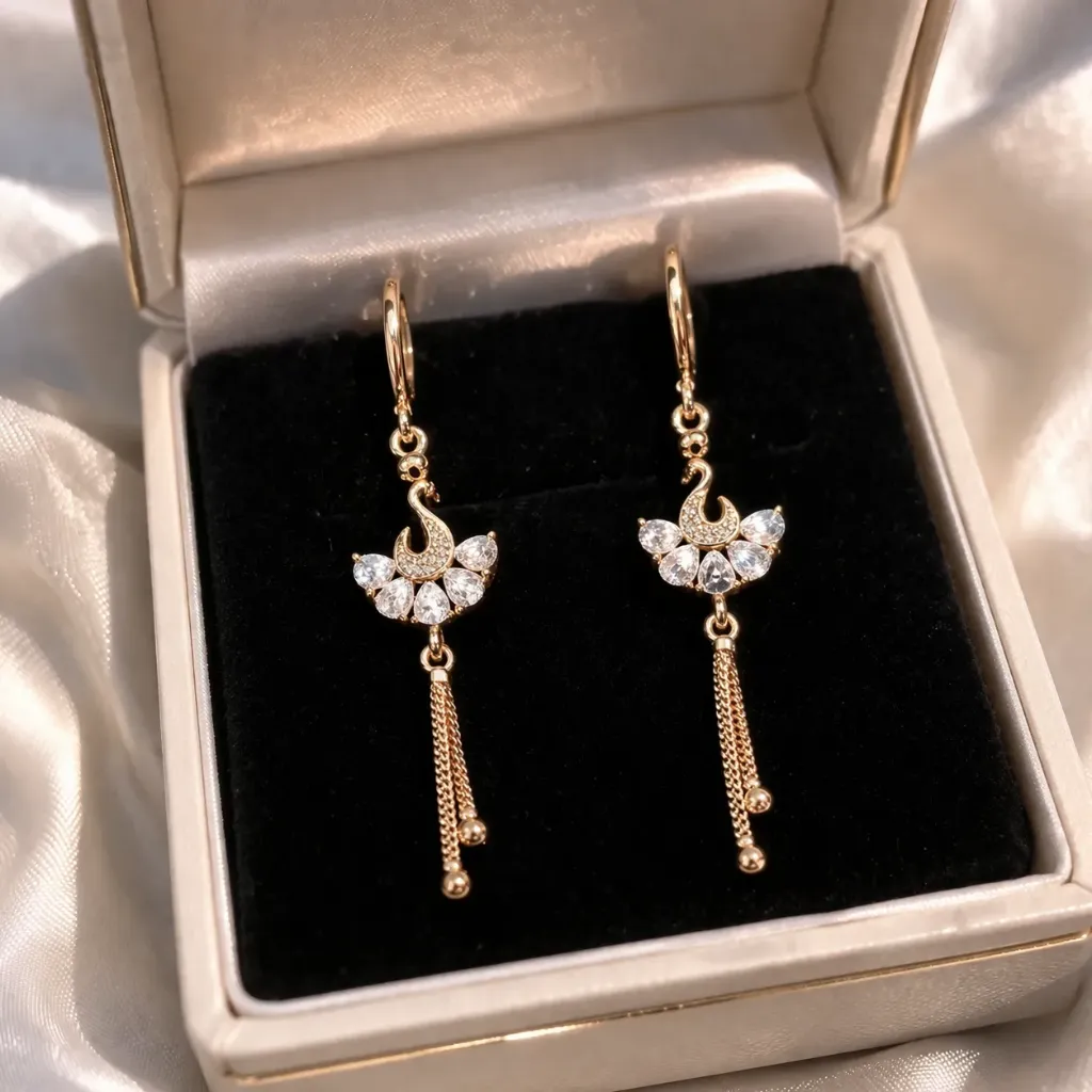 Artiq Golden AD Earring